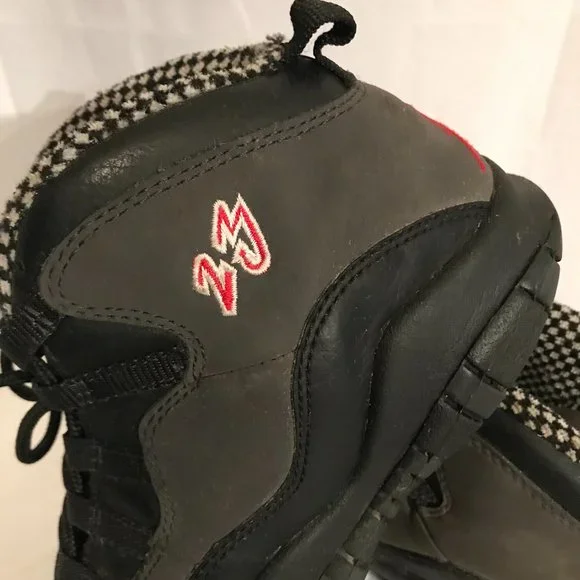 Jordan Youth Size 4T From The Air Jordan Collection Athletic Sport Sneakers - Picture 2 of 8